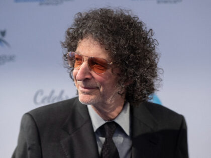 howardstern NEW YORK, NEW YORK - JUNE 12: Howard Stern attends the 2025 North Shore Animal League Amer