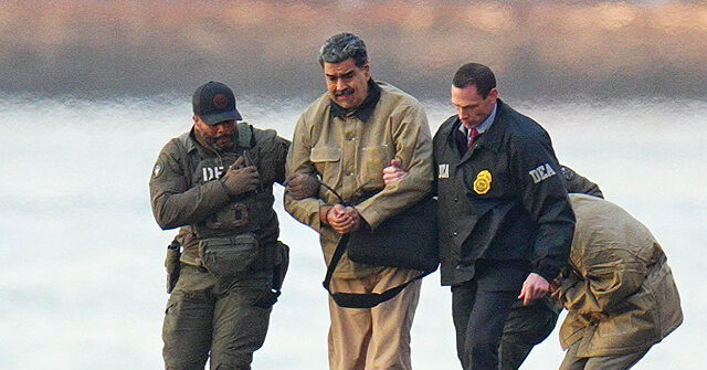 Report: U.S. Special Forces Soldier Charged for Betting on Maduro Raid