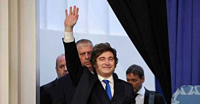 Watch: Argentina's Milei Center Stage Singing at Celebration of Israel