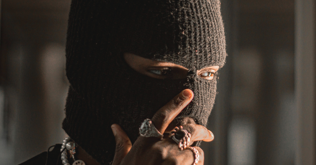 WATCH: Masked Thieves Rob Texas Jewelry Store in ‘Mob-Style’ Heist