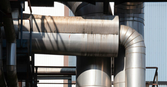 Trump Imposes Pharmaceutical Tariffs, Strengthens Steel Tariffs on One-Year Anniversary of Liberation Day