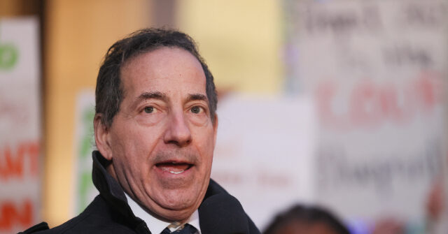 Video: Dem Rep. Raskin Leads Protesters Outside Paramount CEO David Ellison's Dinner with Trump