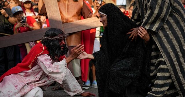 Latin American Catholics Commemorate Passion, Death, and Resurrection of Jesus Christ
