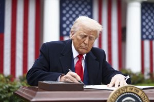 Business tariff refunds set to begin; $166 billion to be refunded