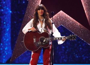 Ella Langley's 'Dandelion' tops U.S. album chart