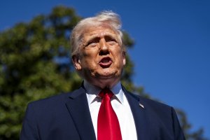 Iran negotiations: Trump expects bombing or 'great deal'