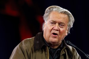 Supreme Court sends Steve Bannon contempt case back to district court