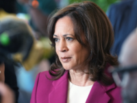 Nolte: Saxophone Player Sleeps While Kamala Harris Speaks
