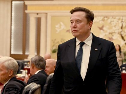 Elon Musk ready to continue fight with OpenAI