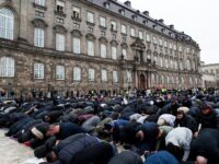 Hizb ut-Tahrir Praises Islamist Practices Being Enforced in Danish High Schools by Students