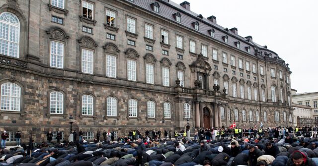 Hizb ut-Tahrir Praises Islamist Practices Being Enforced in Danish High Schools by Students