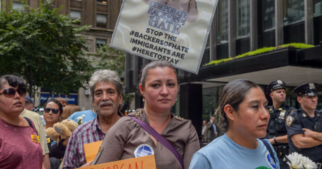 Trump Restricts Banks' Support for Migrants, Foreign Criminals