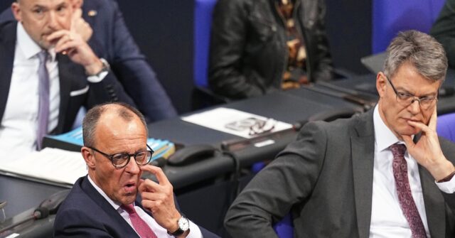 Eight in Ten Germans Think the Government Has Failed to Solve Migrant Crisis