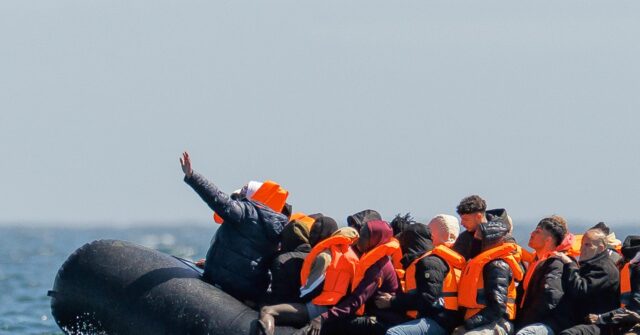 English Channel Migrant Crisis: 200,000 Arrive Illegally, Less Than 8,000 Deported