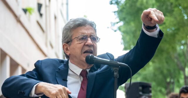 Far-Left Presidential Candidate Melenchon Vows to Withdraw France from NATO
