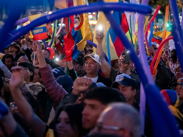 GettyImages-2276767770 Supporters of Abelardo de la Espriella, presidential candidate for the Defenders of the Ho