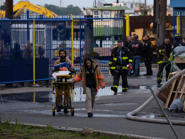 GettyImages-2277182619 STATEN ISLAND, NEW YORK, US - MAY 22: Firefighters and emergency crews responded to an exp