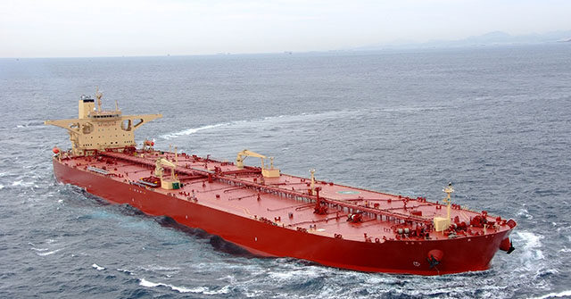 Chinese Supertanker Transits Strait of Hormuz with Two Million Barrels of Iraqi Crude