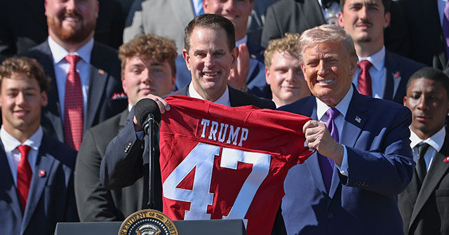 Trump Hosts Indiana Hoosiers to Celebrate College Football Championship