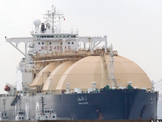 LNG tanker Umm Al Ashtan LNG tanker Umm Al Ashtan arrives at a port in Yokohama, southwest of Tokyo, Monday, Oct. 2