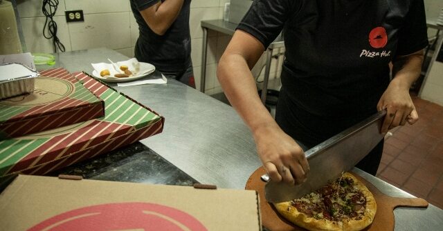 Franchisee Lawsuit: Pizza Hut's Kitchen AI System Bungles Operations, Causes Restaurants to Lose Money