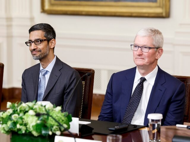 Tim Cook and Sundar Pichai