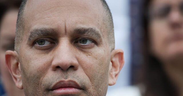 Hakeem Jeffries Mocked for Posting ‘Bizarre’ Facetuned Image of Himself in Knicks Hat