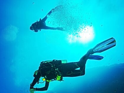 (UPI) — Bad weather was hampering a major operation Friday in the Maldives to recover th