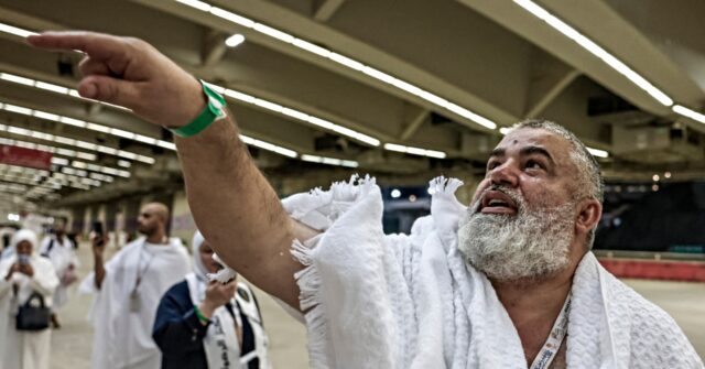 Muslim Faithful Stone the Devil in Final Hajj Ritual as Mass Animal Slaughter Begins