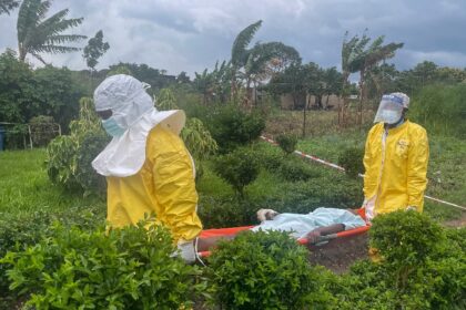 The response to the Ebola outbreak is hampered by insecurity and difficult access