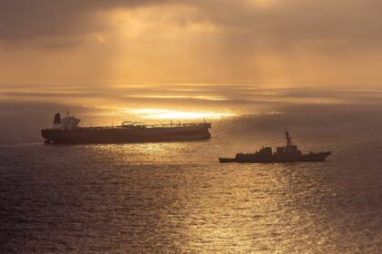The US destroyer USS Rafael Peralta enforcing a maritime blockade against the Iran-flagged