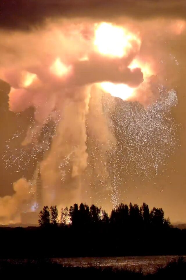 Blue Origin Rocket Explosion The Associated Press