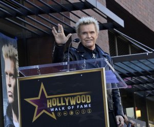 Billy Idol to perform, receive lifetime achievement award at AMAs