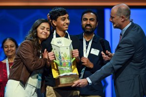 Calif. teen wins Scripps National Spelling Bee in dramatic spell-off