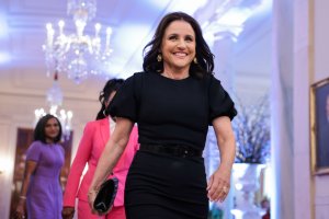 Julia Louis-Dreyfus: Sleuthing sheep has 'real arc' in 'Detectives'