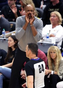 New Orleans Pelicans hire Jamahl Mosley as head coach