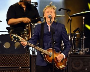 Paul McCartney joins Stephen Colbert for 'Late Show' finale