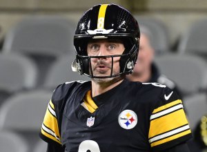 Pittsburgh Steelers sign QB Aaron Rodgers to 1-year deal