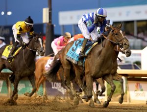 Always a Runner wins Kentucky Oaks in just her third career start