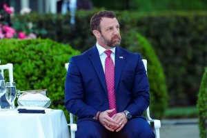 U.S. security chief arrives in Mexico for crime-related discussions