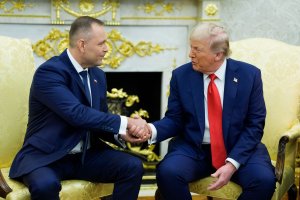 Trump says U.S. will deploy 5,000 more troops to Poland