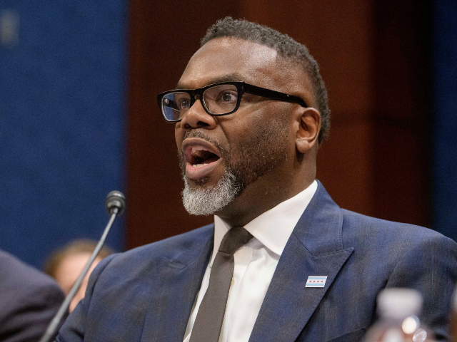 AP25064670322870 Chicago Mayor Brandon Johnson responds to questions during a House Committee on Oversight