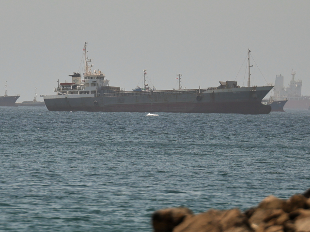 Tanker Companies Say Hormuz Traffic Will Take ‘Weeks’ to Return to Normal