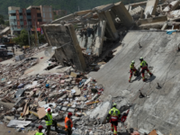 Venezuela Earthquake: Nearly 1,500 Dead, over 50,000 Estimated Missing