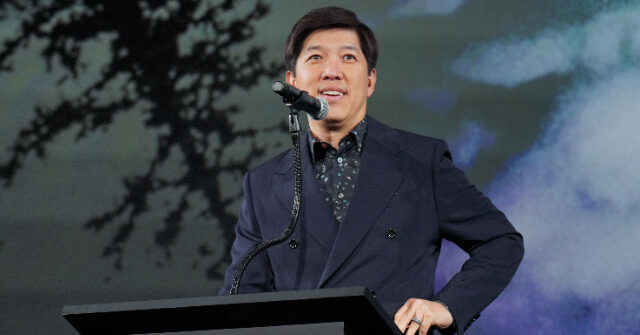 Netflix Film Chairman Says Company Will Not Work with Direct