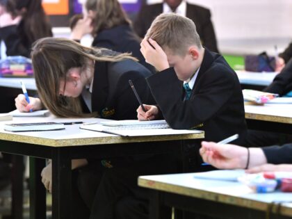 White Working-Class Students Most Disadvantaged in Britain’s Education System: Inquiry