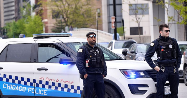 Chicago: At Least 13 Shot When Drive-By Shooters Open Fire