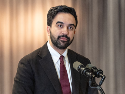 NEW YORK, UNITED STATES - 2026/05/25: Mayor Zohran Mamdani speaks during Memorial Day comm