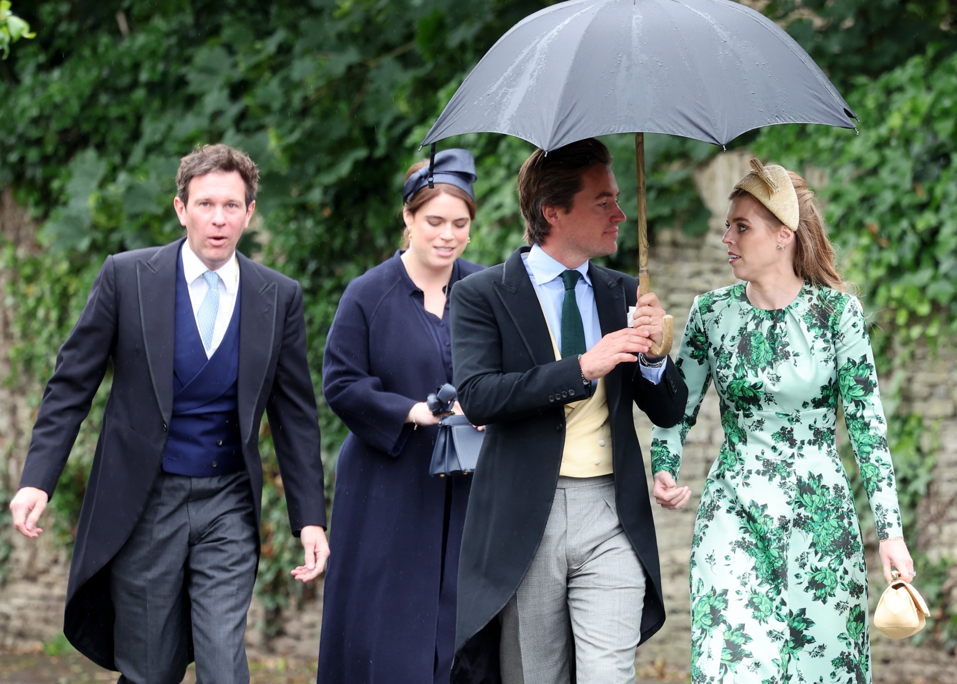 KEMBLE, ENGLAND - JUNE 06: (L-R) Jack Brooksbank, Princess Eugenie of York, Edoardo Mapelli Mozzi and Princess Beatrice of York arrive for the Royal wedding of Peter Phillips and Harriet Sperling at All Saints' Church on June 06, 2026 in Kemble, England. Peter Phillips, the son of Princess Anne, Princess Royal and eldest grandchild of Queen Elizabeth II, will marry NHS Nurse and writer Harriet Sperling during a ceremony at All Saints' Church in Kemble today. (Photo by Chris Jackson/Getty Images)