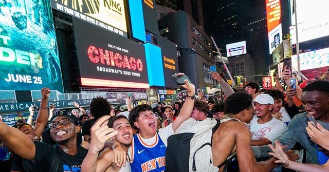 Marlow: Celebrities, Knicks Fans Fell for Trump's Trap When They Booed Him
